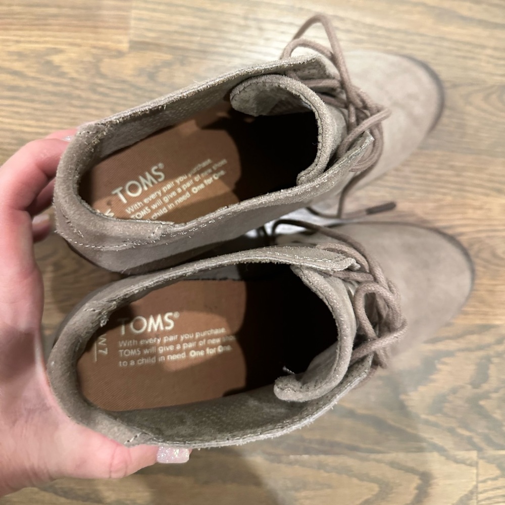 Toms booties